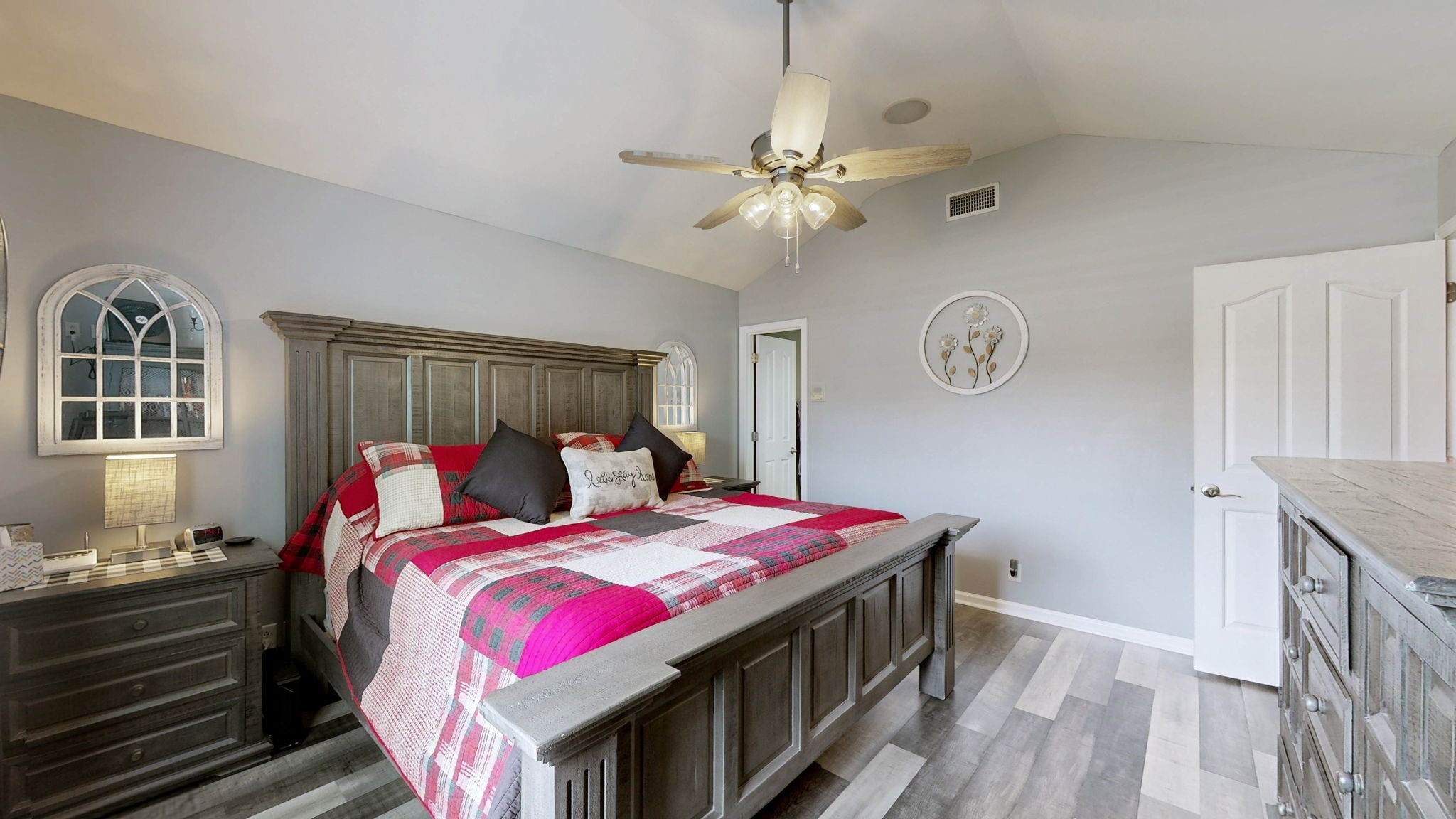 2111 Saint Andrews Dr Property Photo 16
