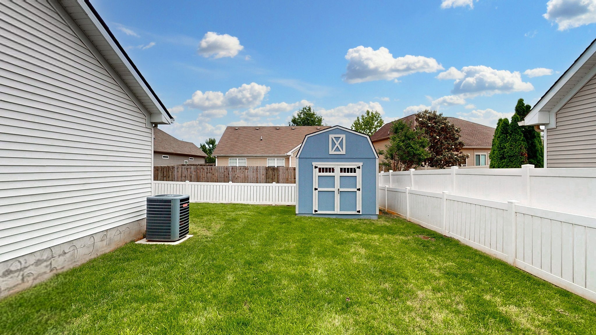 2111 Saint Andrews Dr Property Photo 35