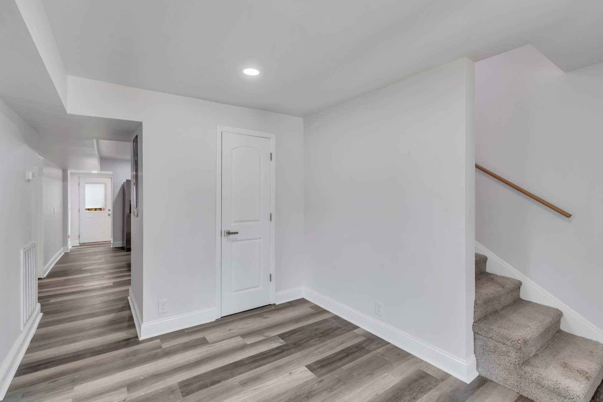 1614 11th Ave, N Property Photo 17