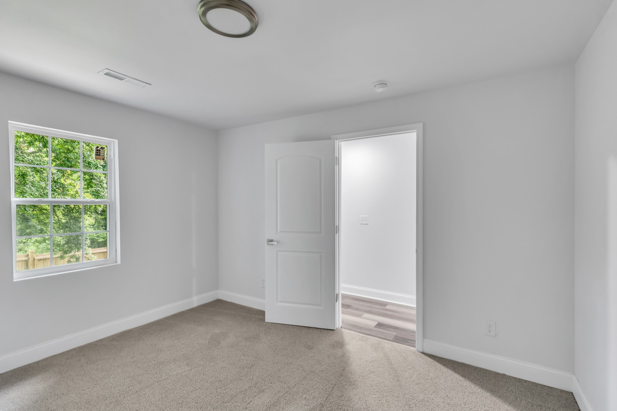 1614 11th Ave, N Property Photo 22