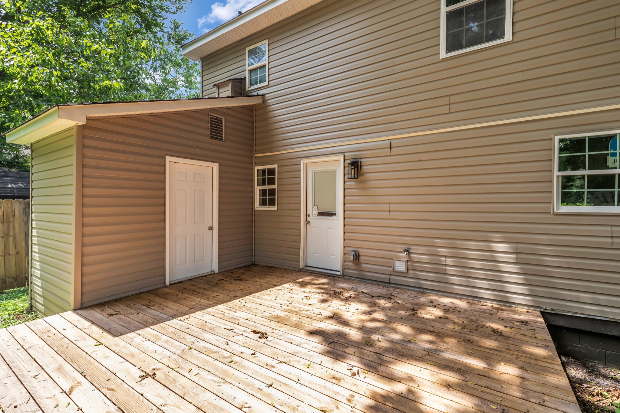 1614 11th Ave, N Property Photo 29