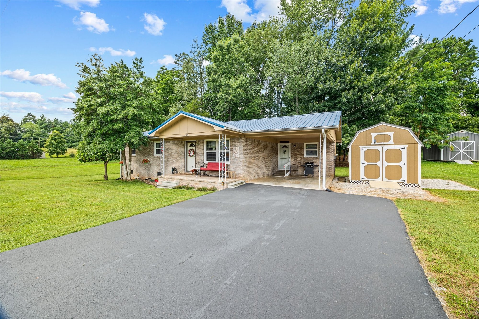 43 Quarry St Property Photo 2