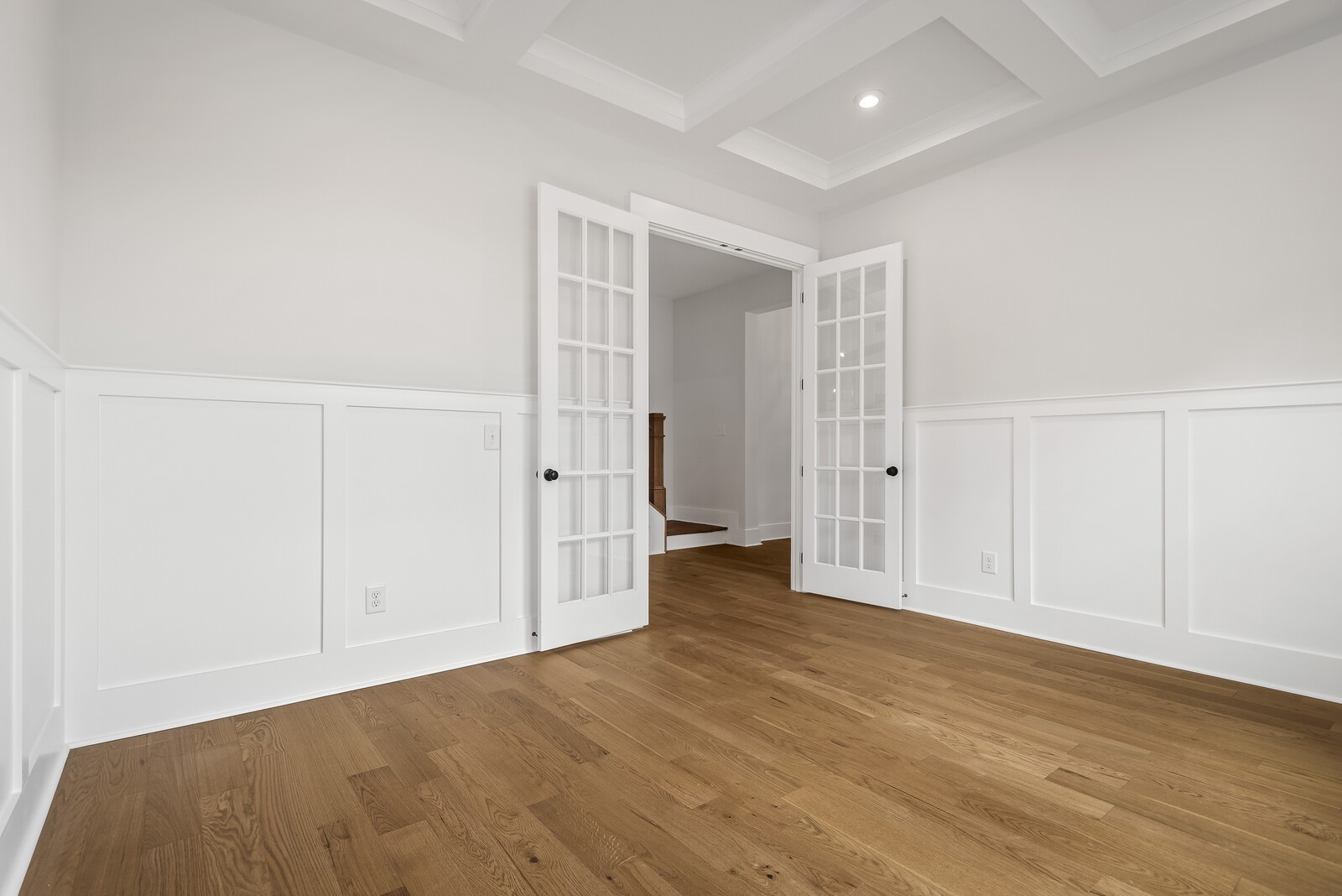7291 Orrinshire Drive Property Photo 10