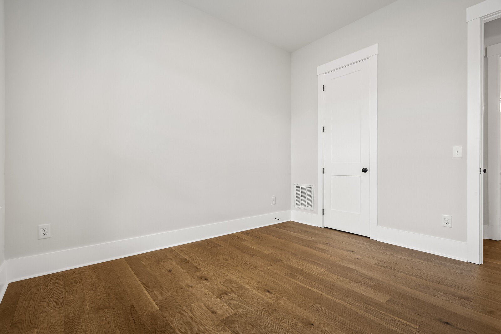 7291 Orrinshire Drive Property Photo 47