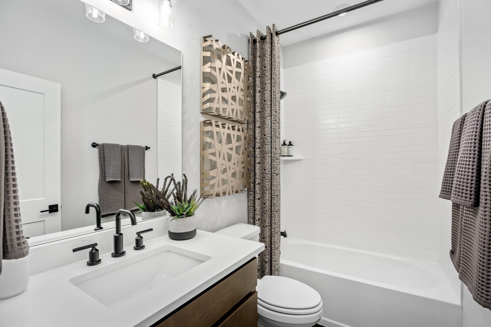7248 Florim Court Property Photo 47