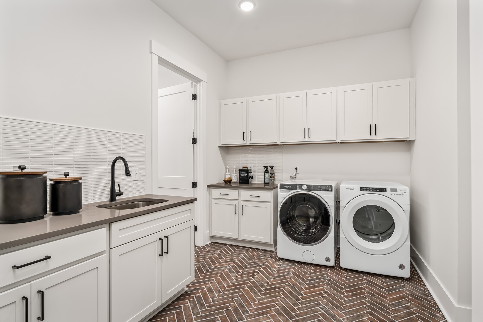 7208 Severide Street Property Photo 42