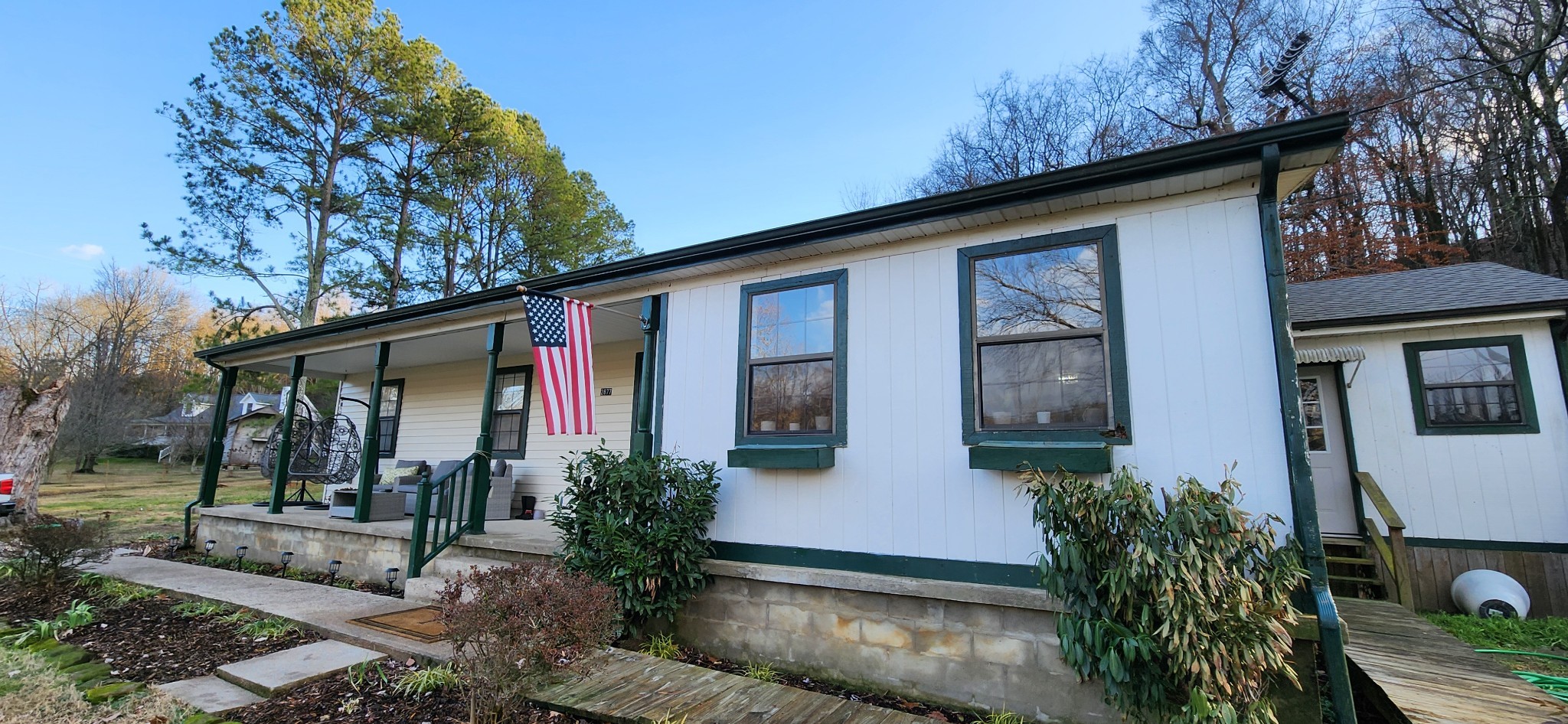 2877 Bryant Rd Property Photo 3