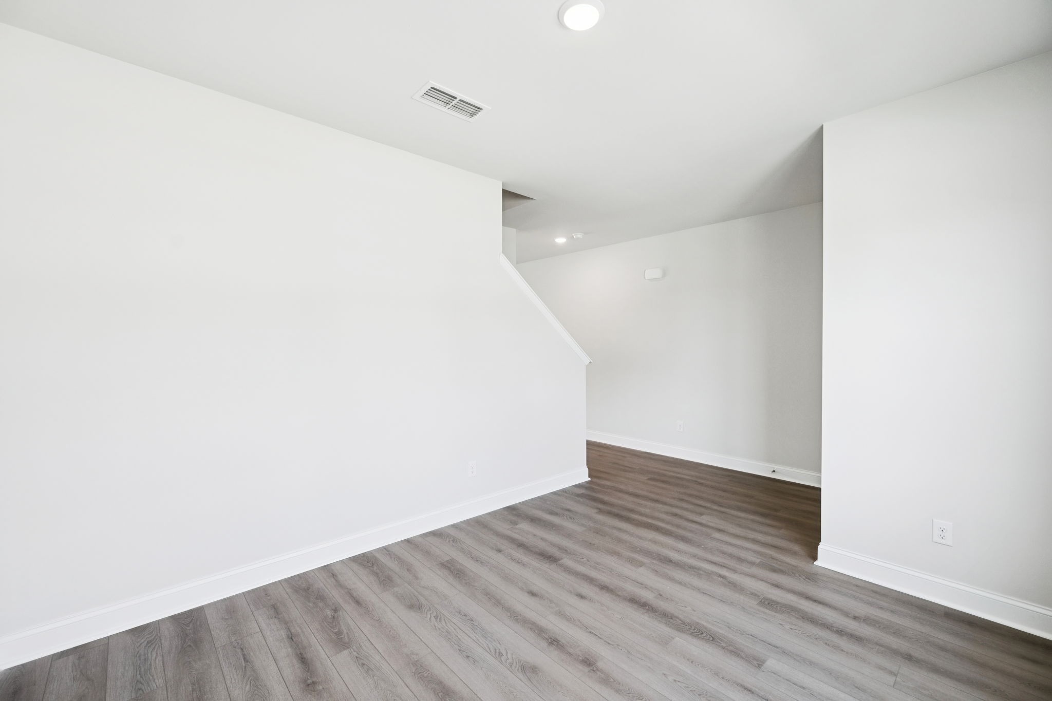 212 Limestone Way Property Photo 8