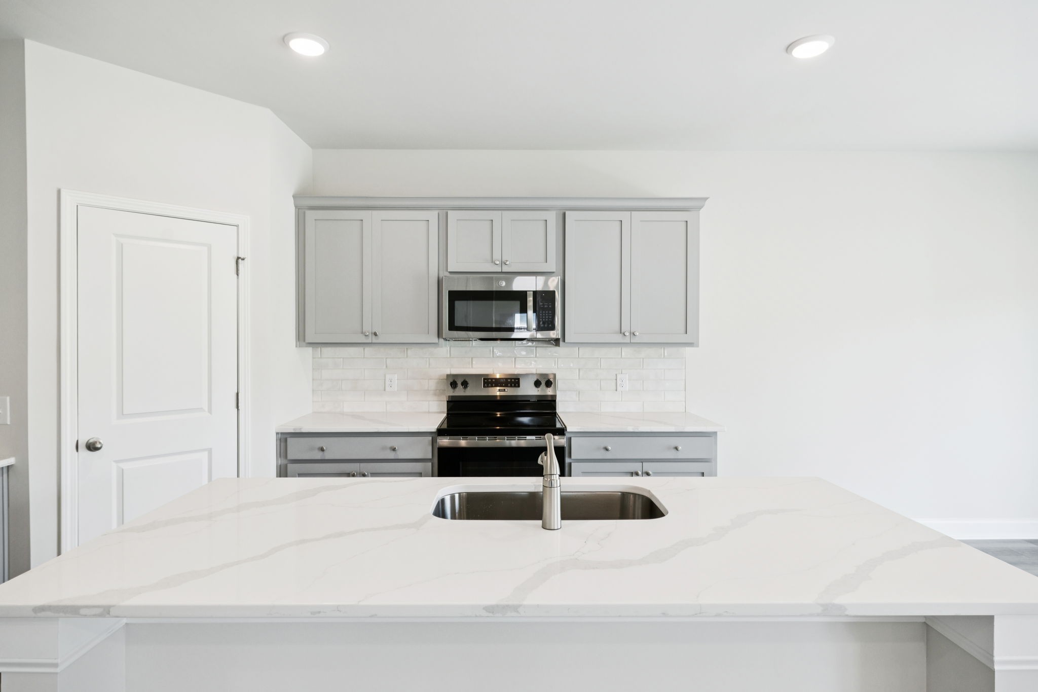 212 Limestone Way Property Photo 16