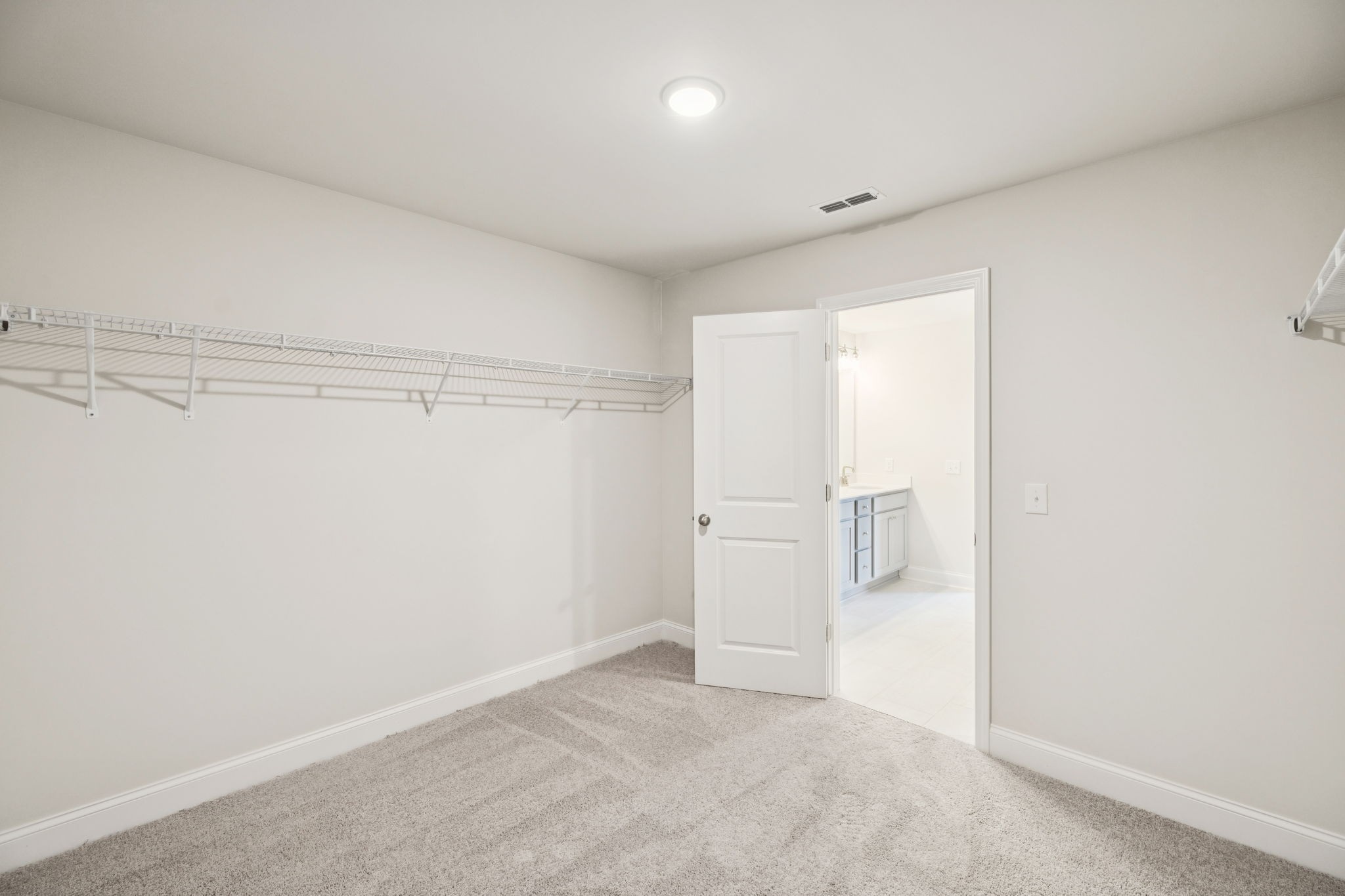 212 Limestone Way Property Photo 39