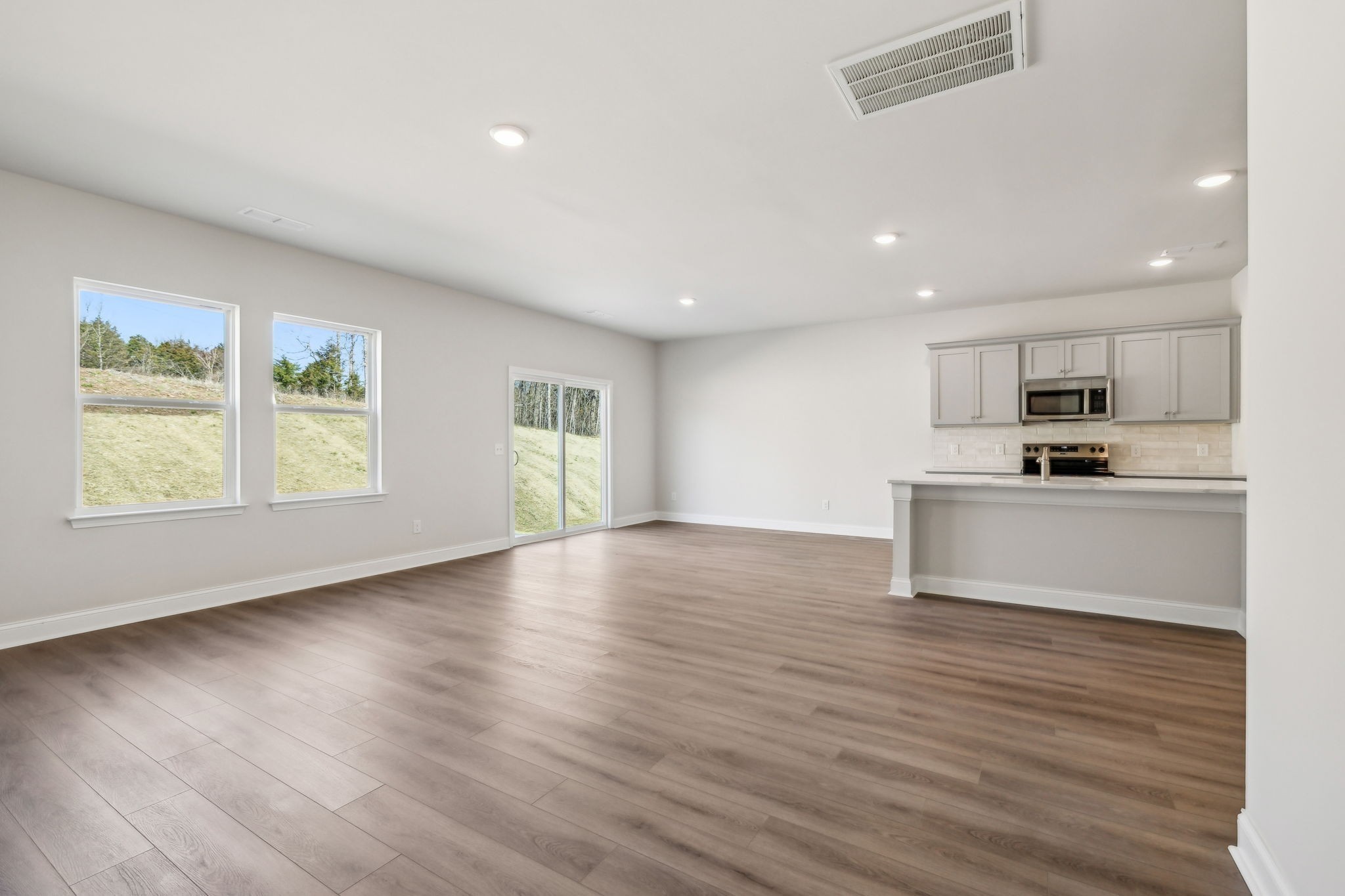 209 Limestone Way Property Photo 8
