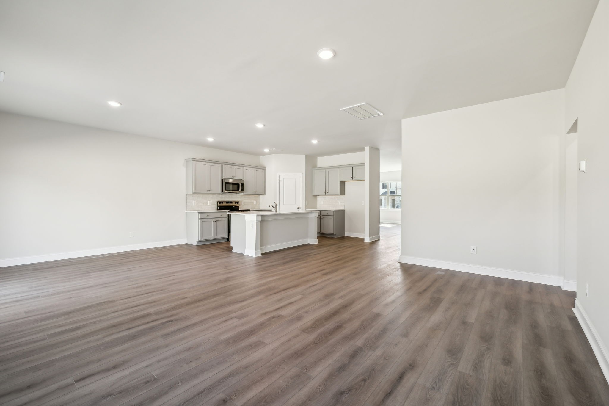 209 Limestone Way Property Photo 9