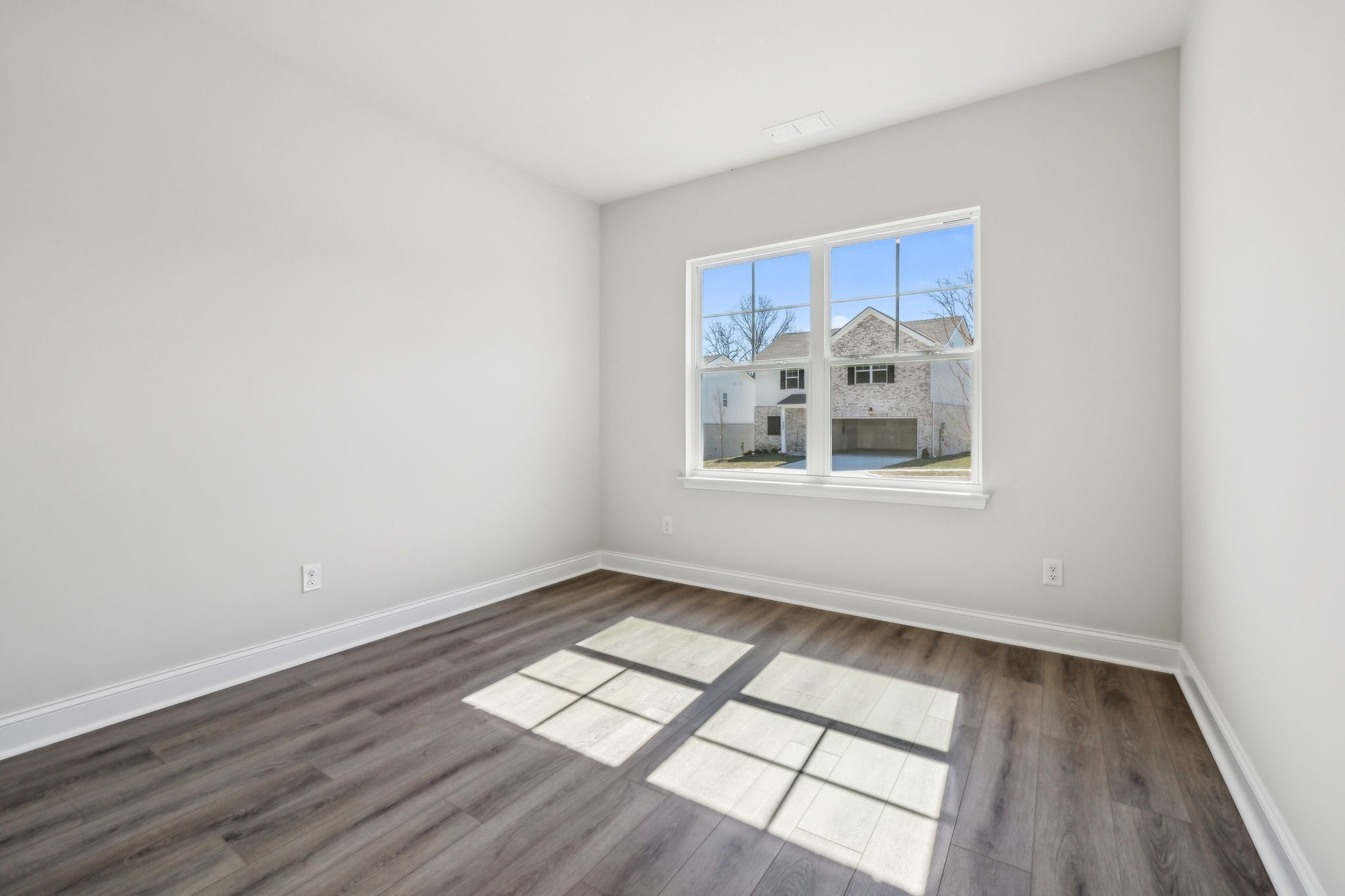 209 Limestone Way Property Photo 24