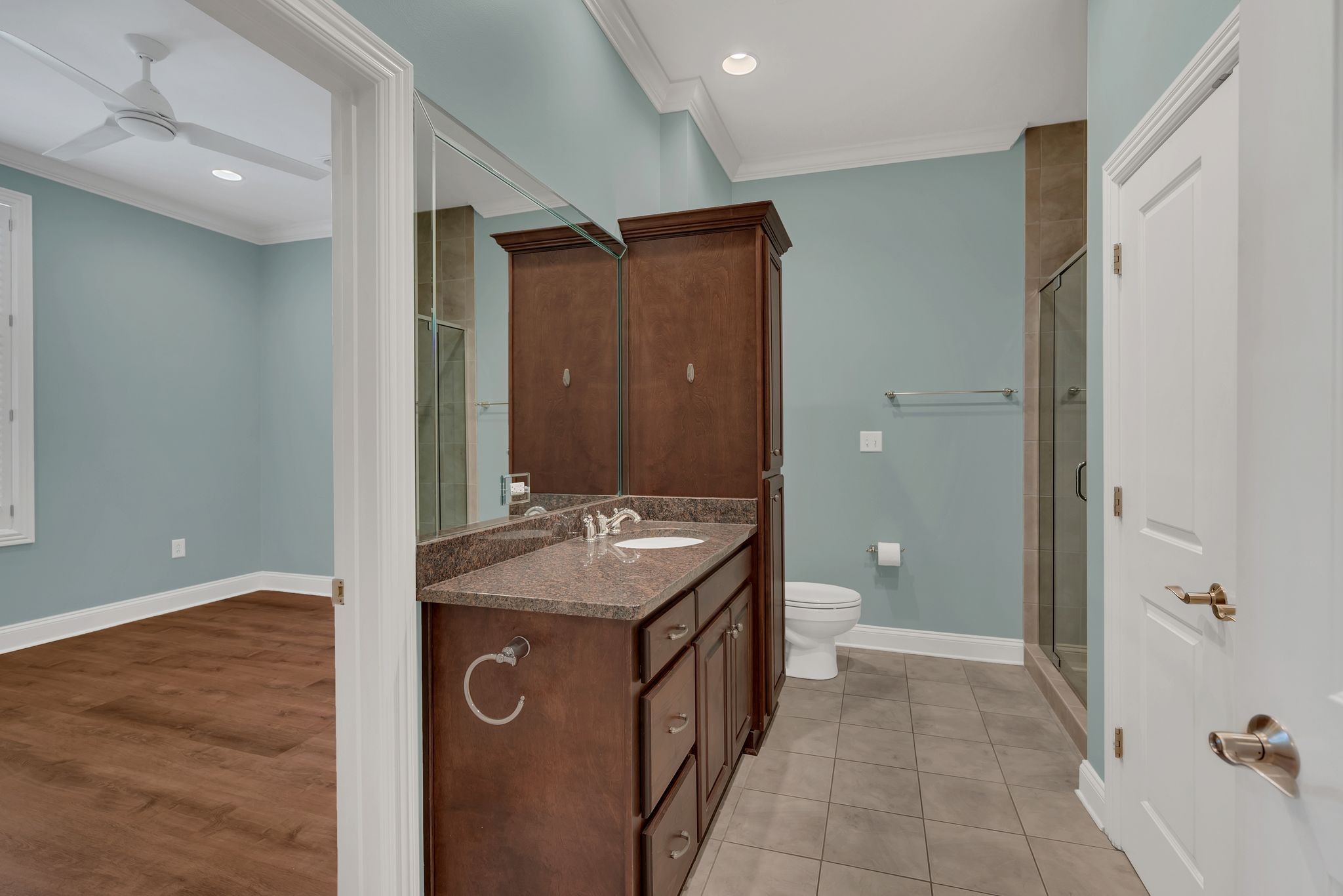 2411 Crestmoor Rd Property Photo 16