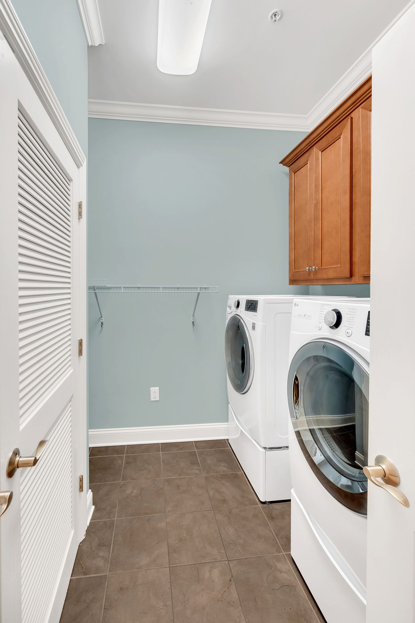 2411 Crestmoor Rd Property Photo 19