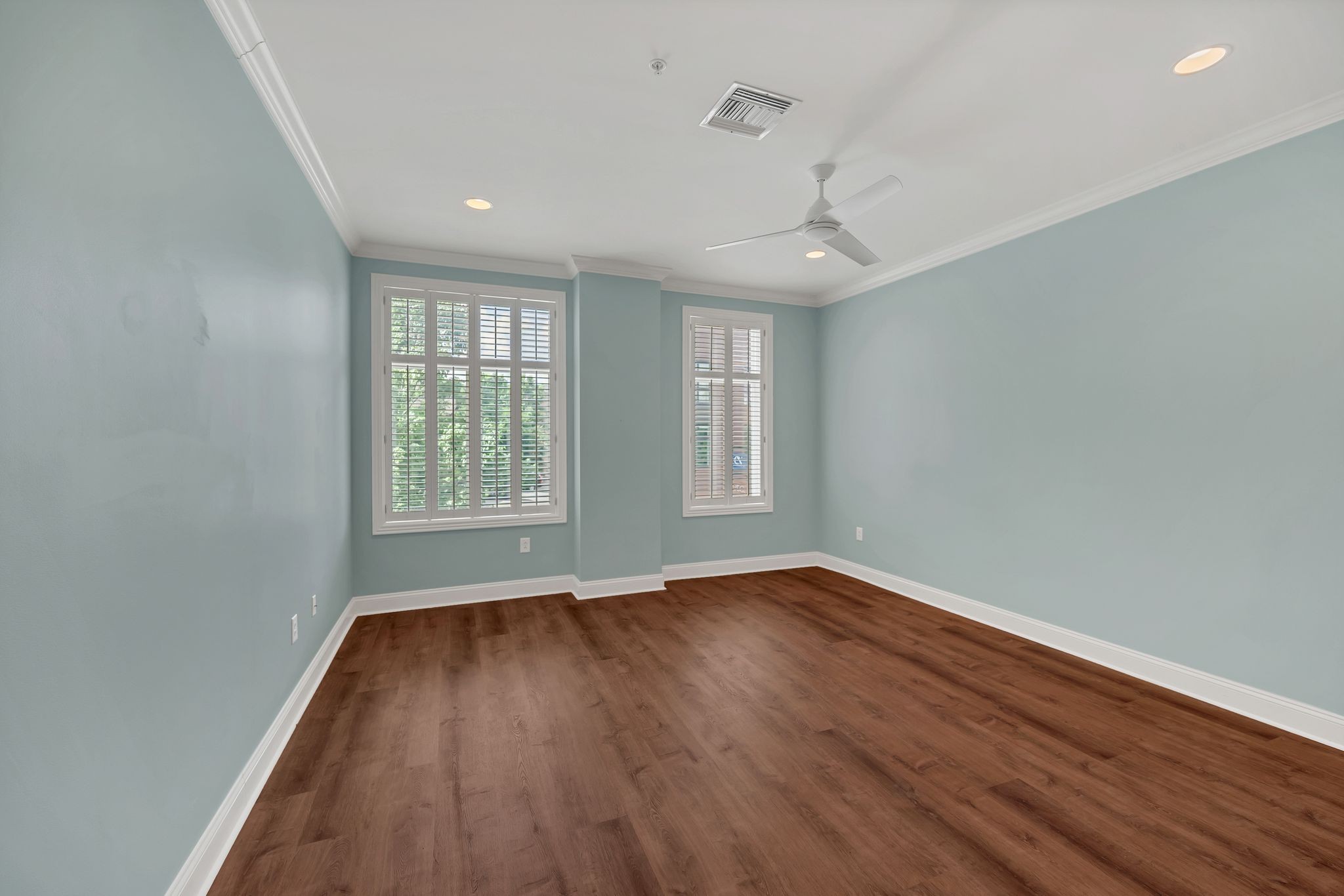 2411 Crestmoor Rd Property Photo 20
