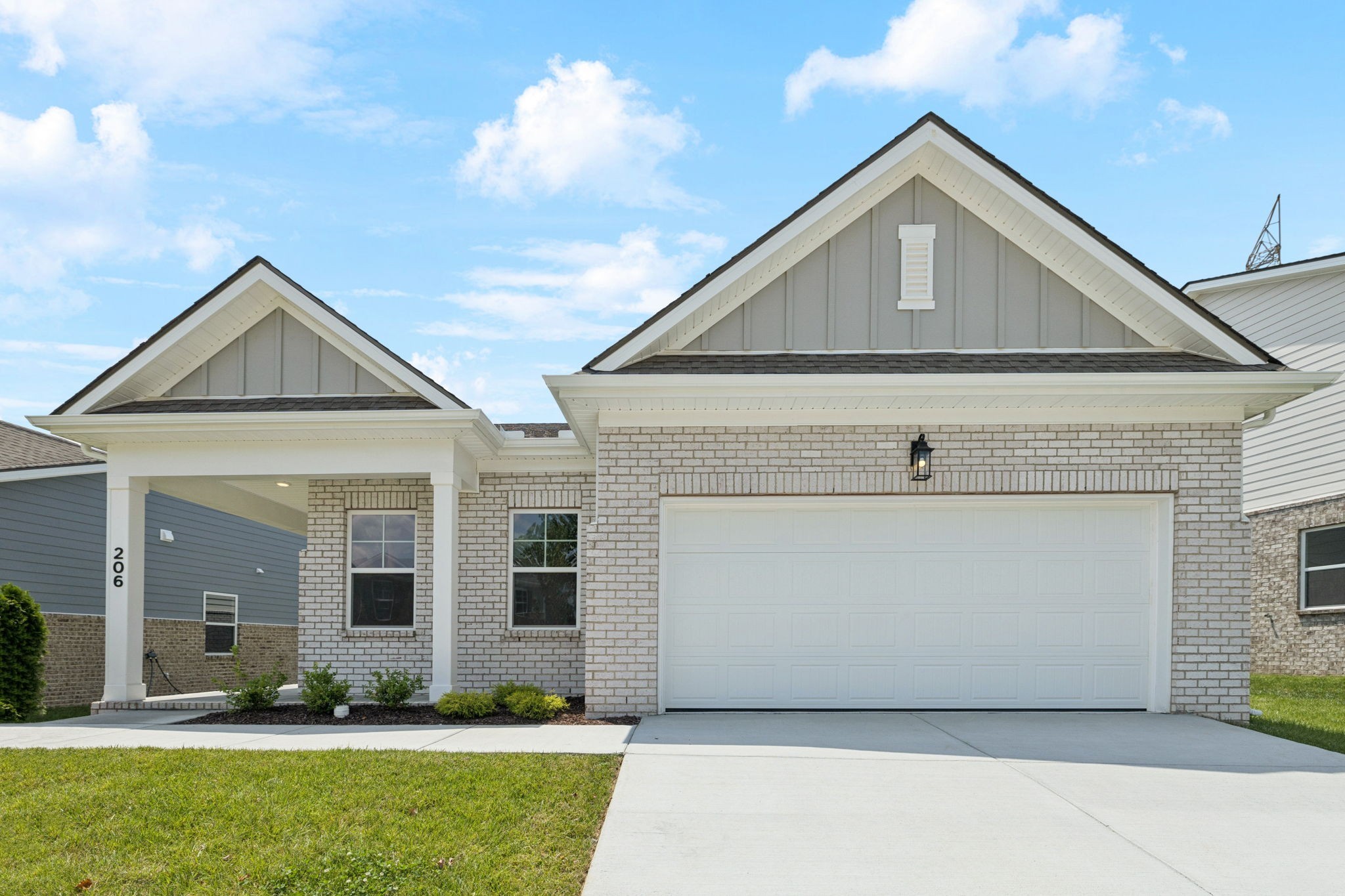 206 Limestone Way Property Photo 1