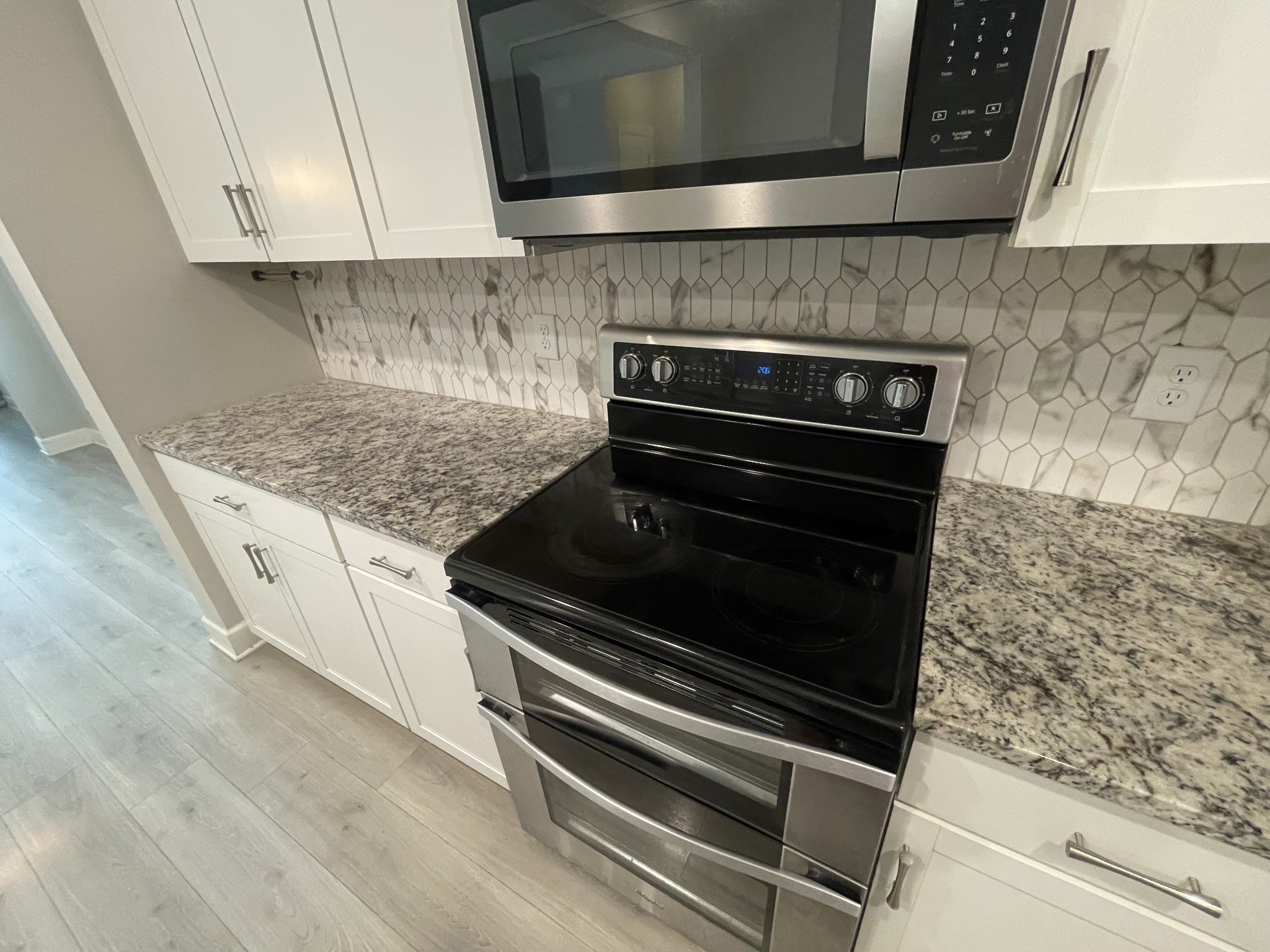 5187 Giardino Dr Property Photo 12