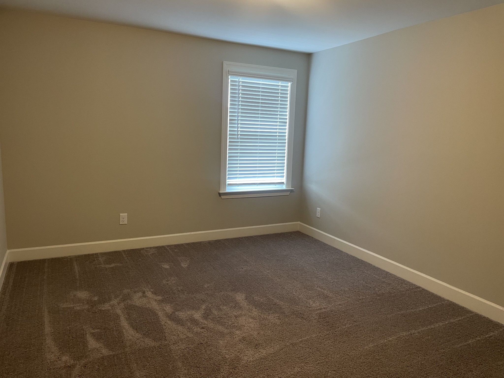 5187 Giardino Dr Property Photo 32