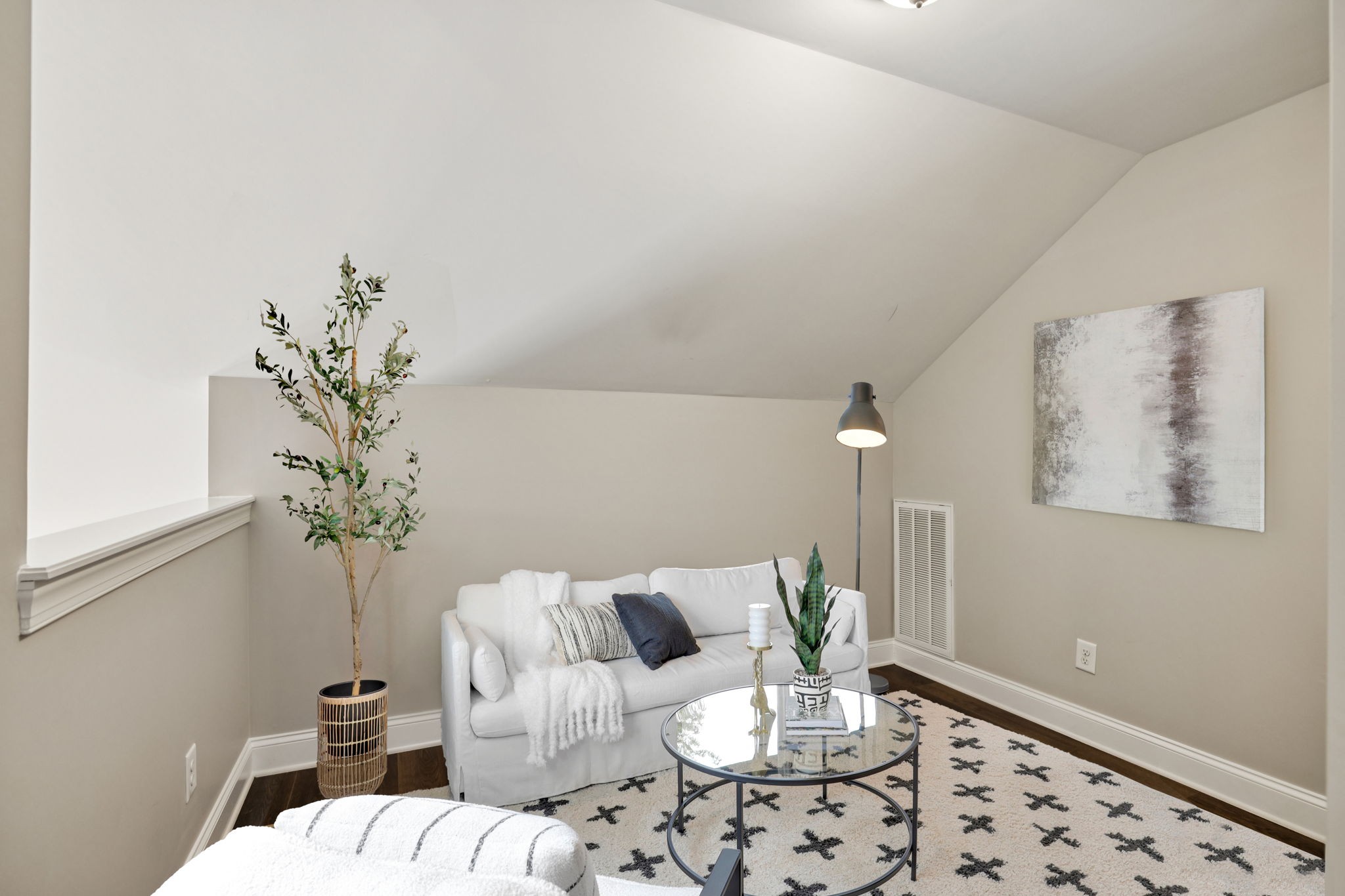 1037 Irish Way Property Photo 47