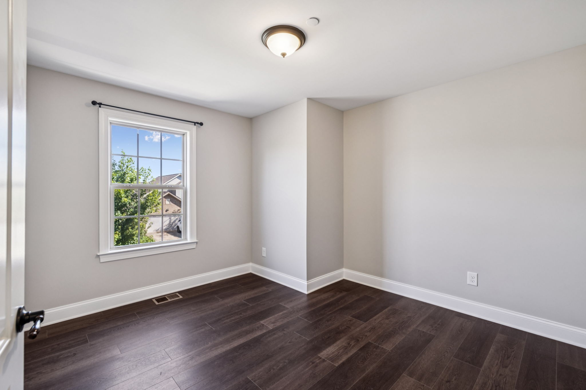 1037 Irish Way Property Photo 50
