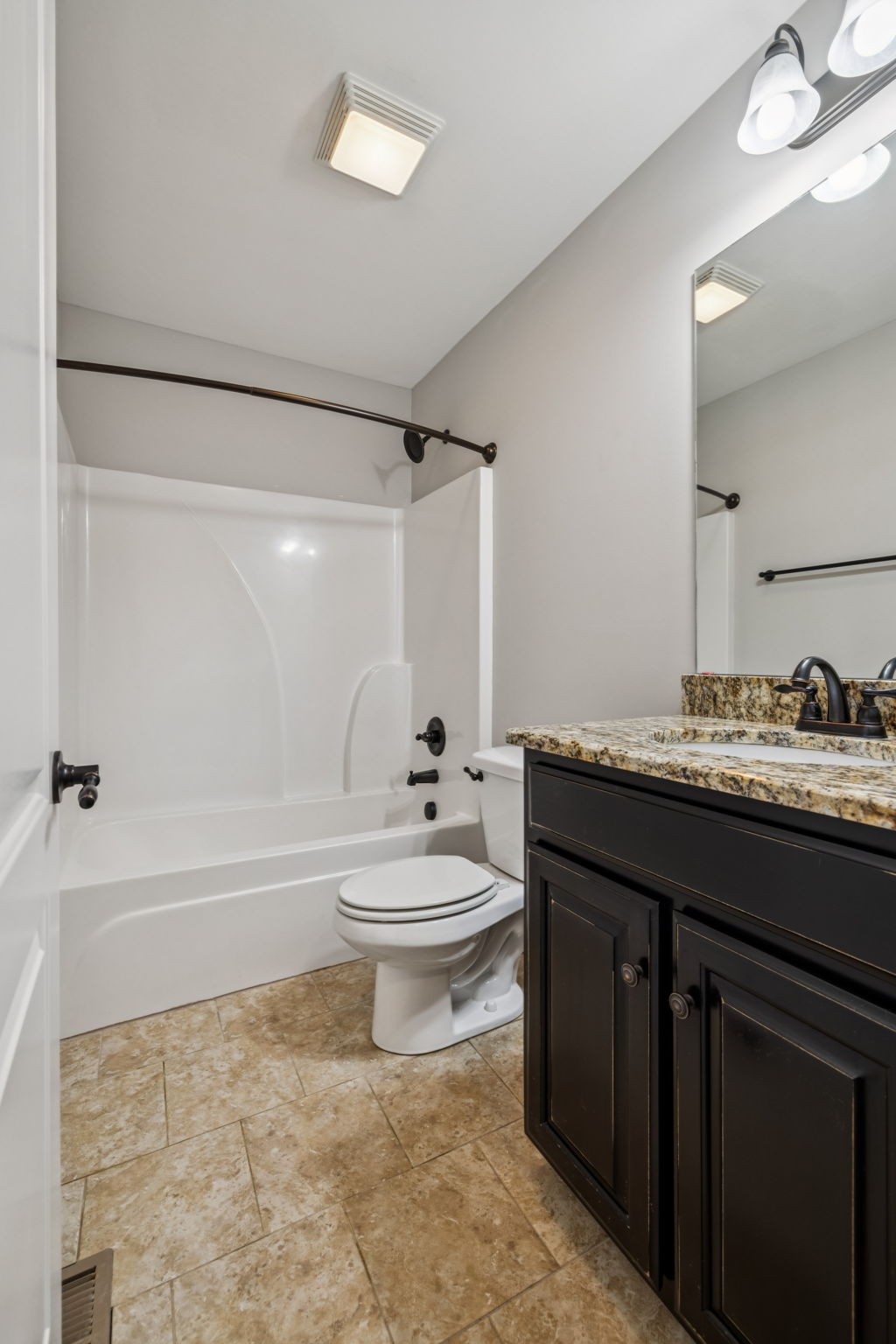 1037 Irish Way Property Photo 52