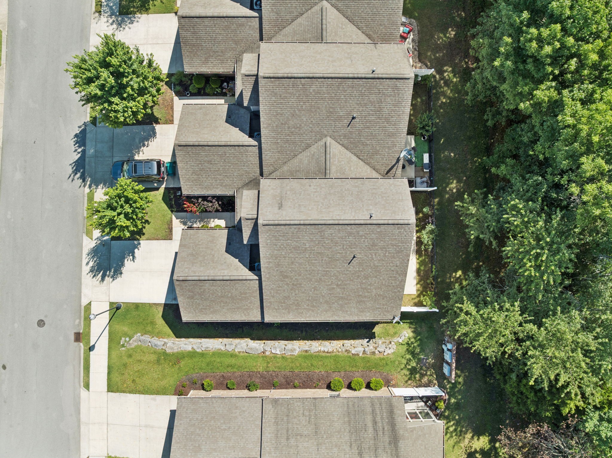1037 Irish Way Property Photo 67