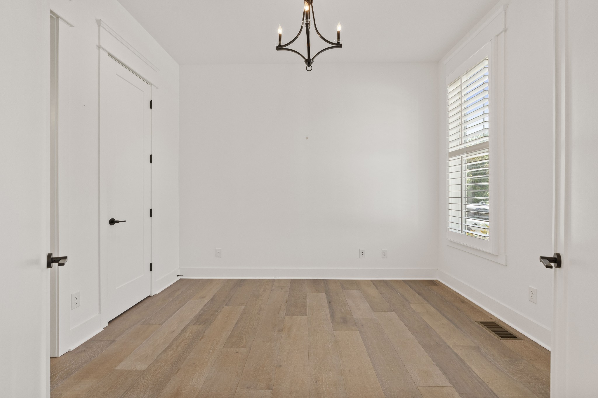 1412 Woodmont Blvd Property Photo 7