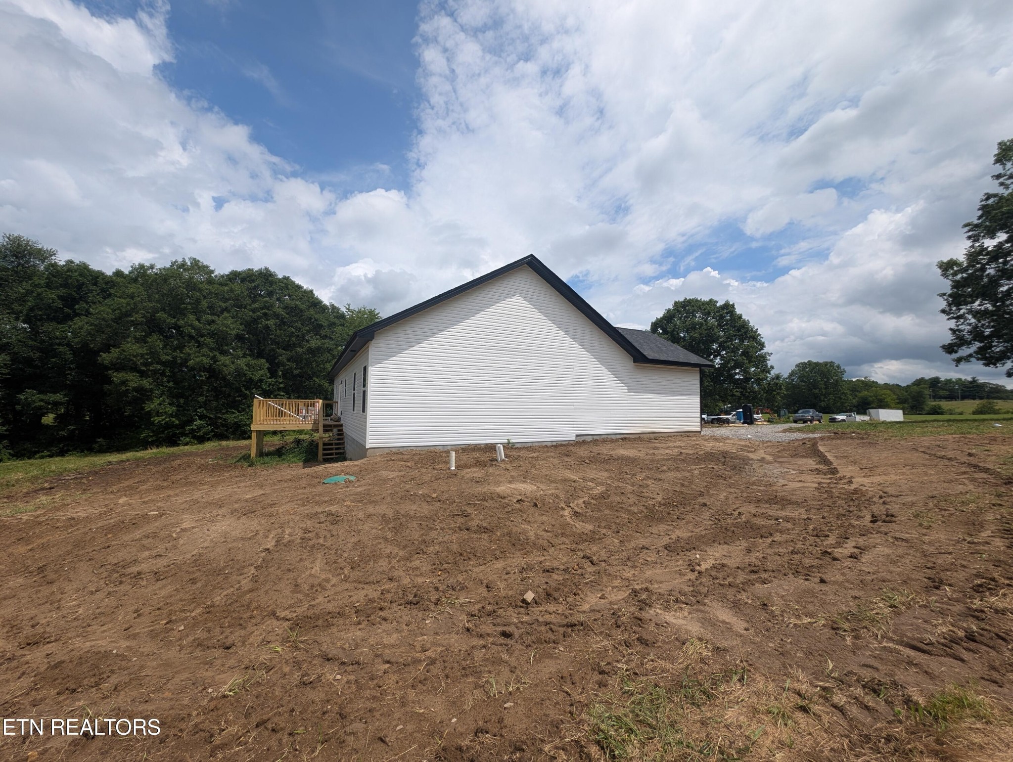 249 Old Grimsley Court Property Photo 5