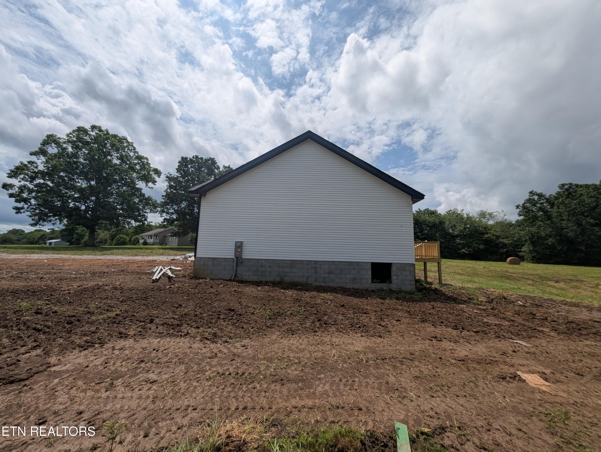 249 Old Grimsley Court Property Photo 8