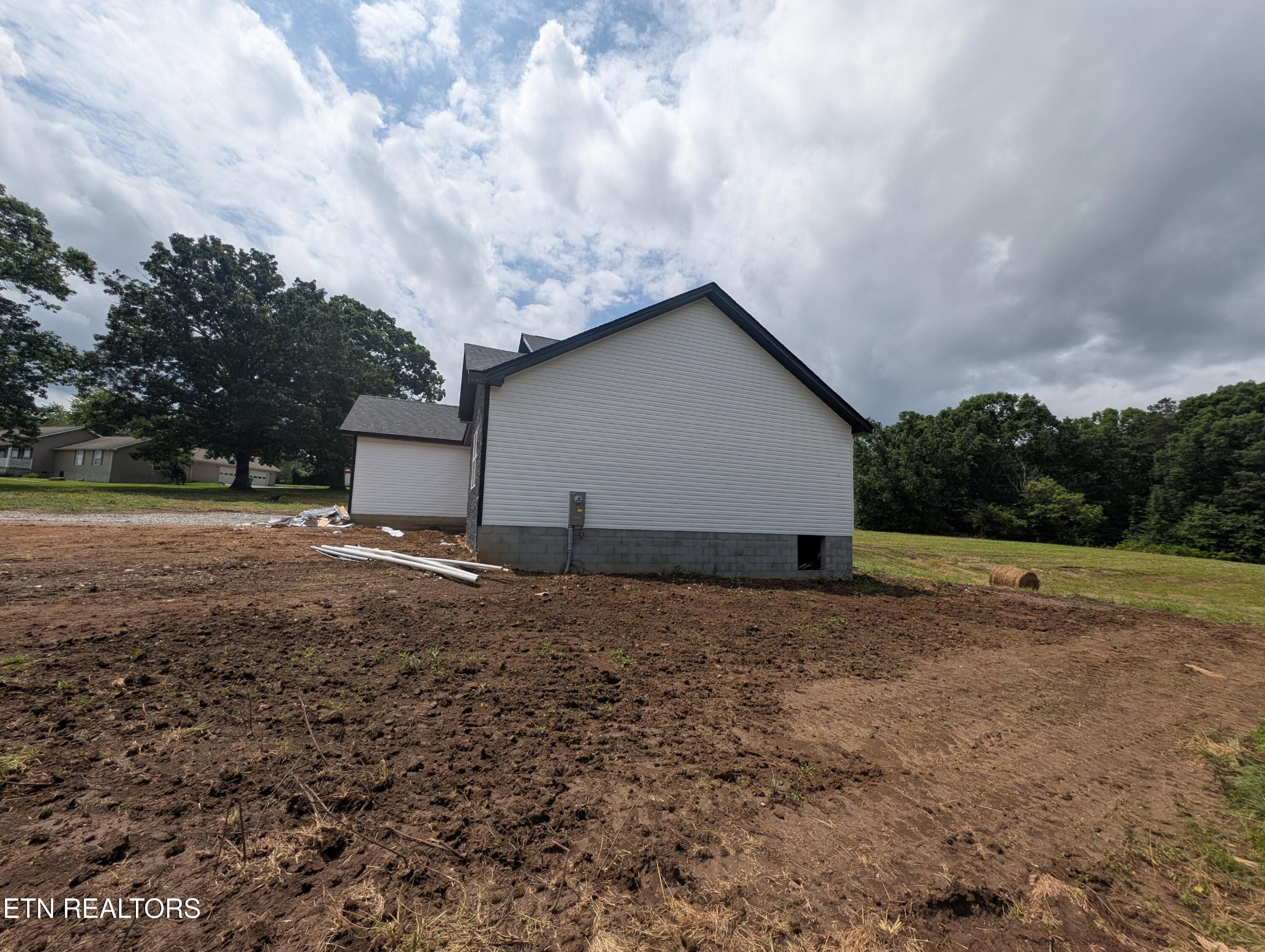 249 Old Grimsley Court Property Photo 10