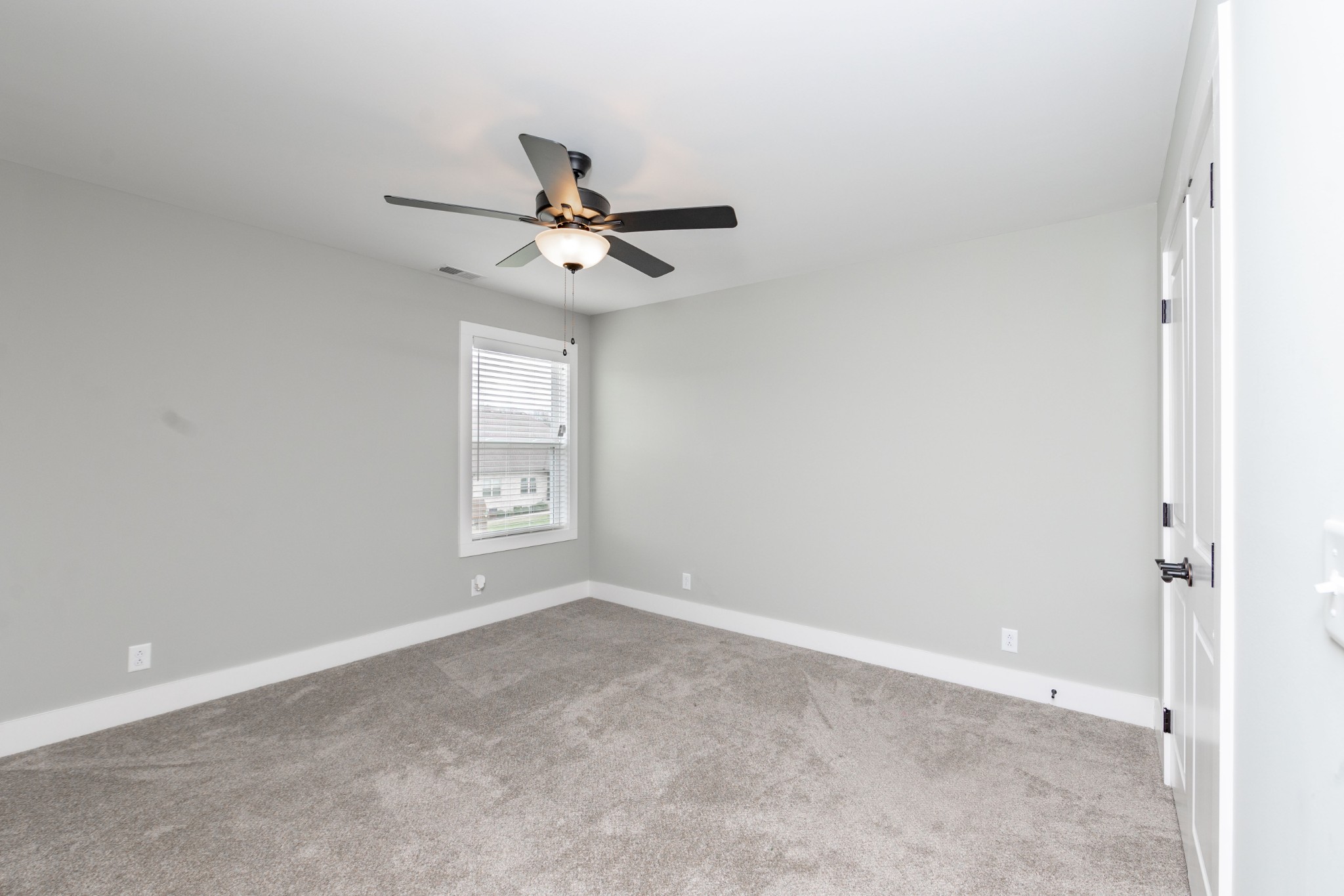 7819 Santos Dr Property Photo 29