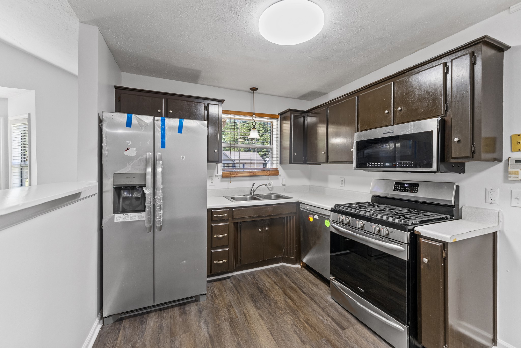 4880 Peppertree Dr Property Photo 10
