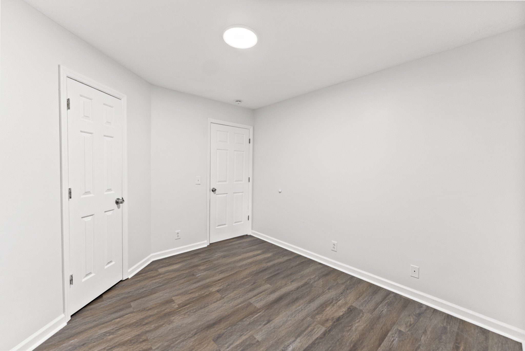 4880 Peppertree Dr Property Photo 14