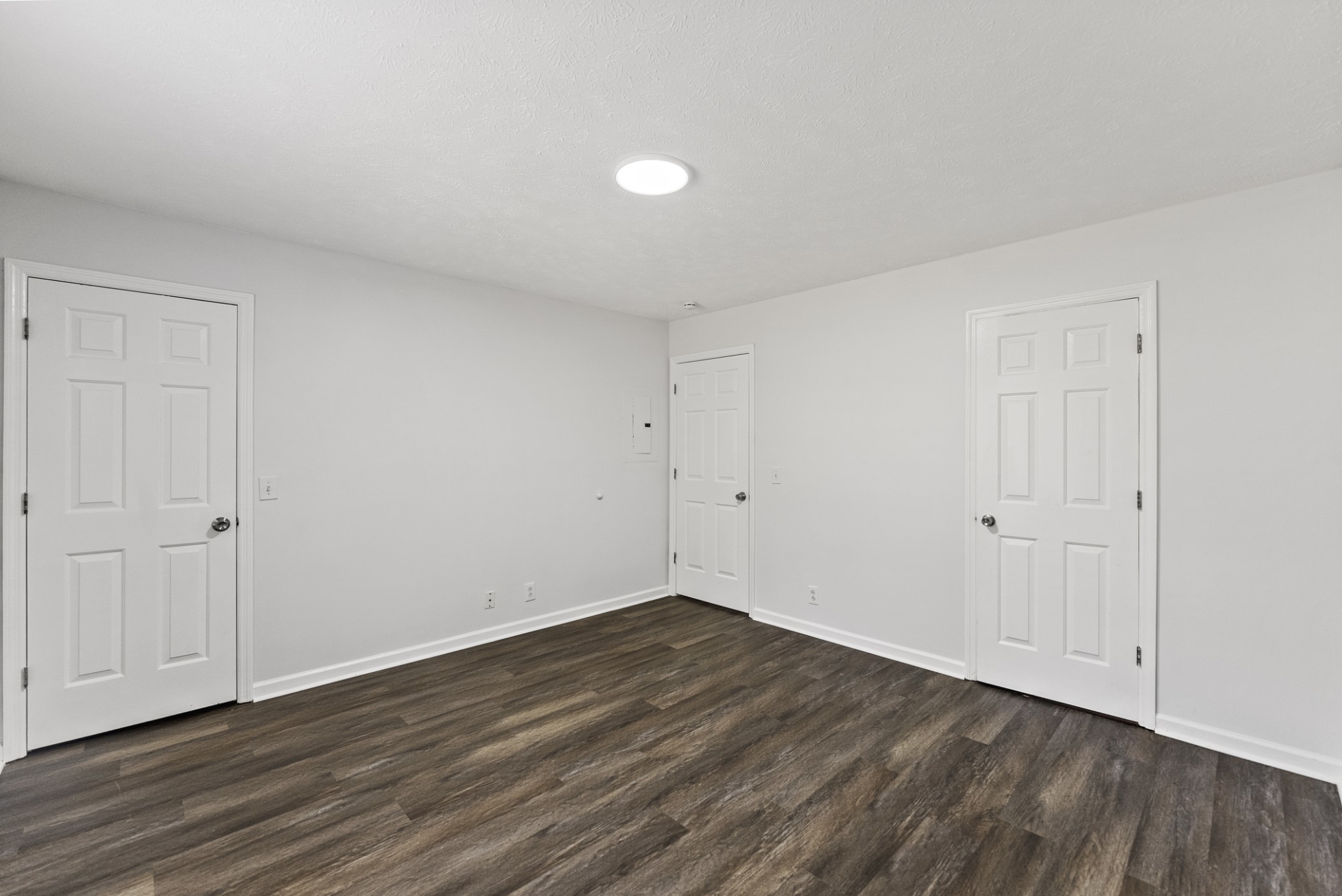 4880 Peppertree Dr Property Photo 20