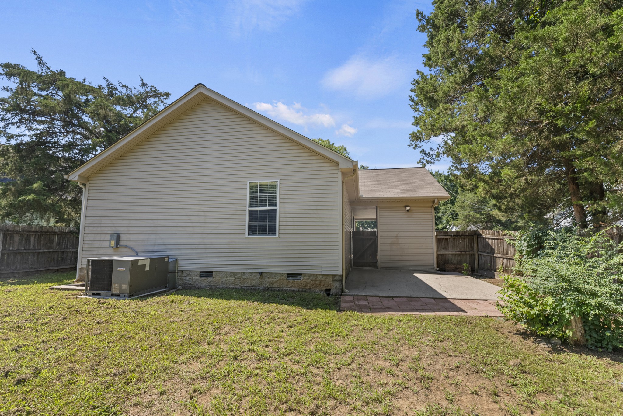 4880 Peppertree Dr Property Photo 23