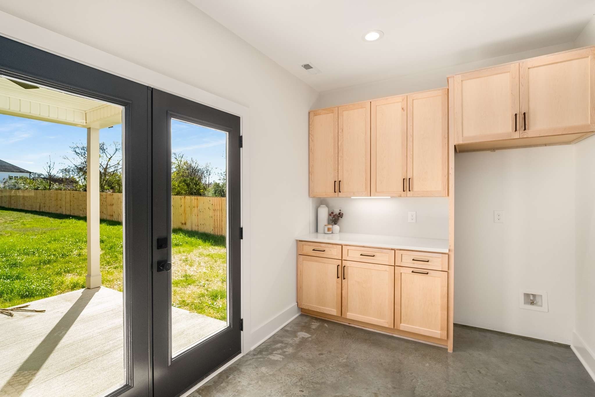 1823 River Drive Property Photo 17