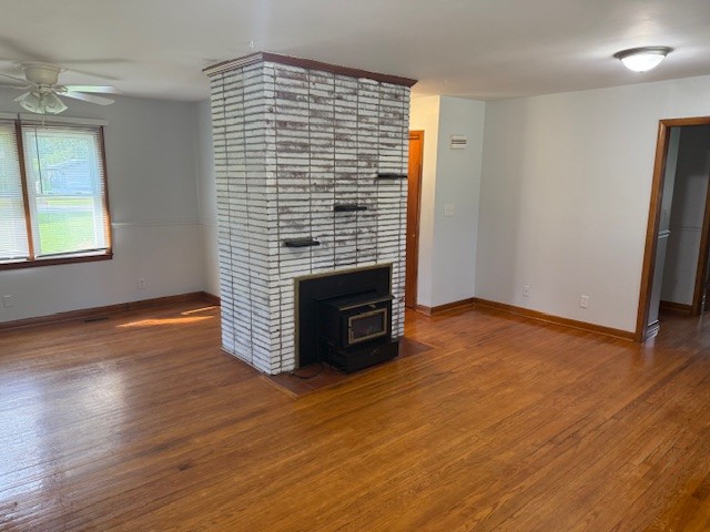 1217 Melrose St Property Photo 4