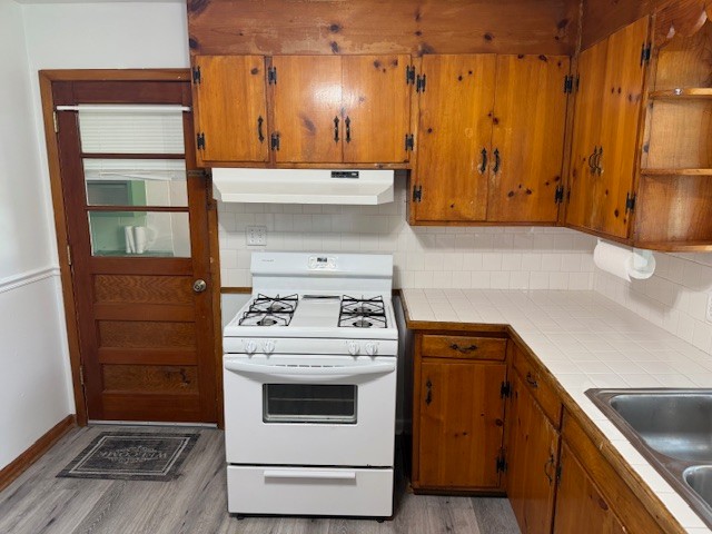 1217 Melrose St Property Photo 11