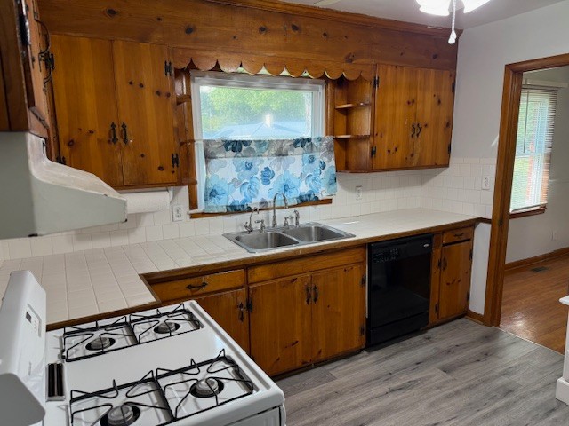 1217 Melrose St Property Photo 16