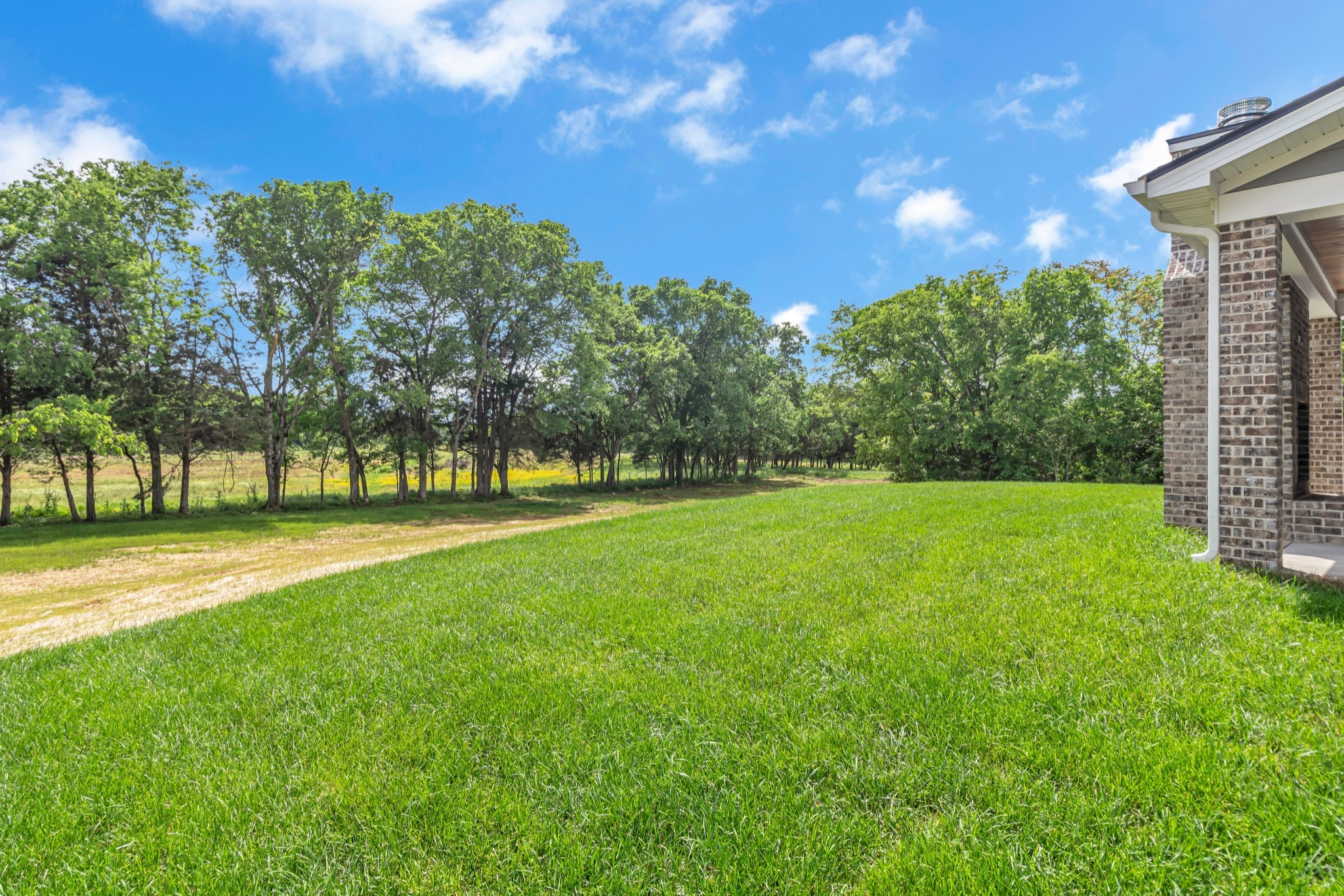 7004 Twelve Corners Road Property Photo 18