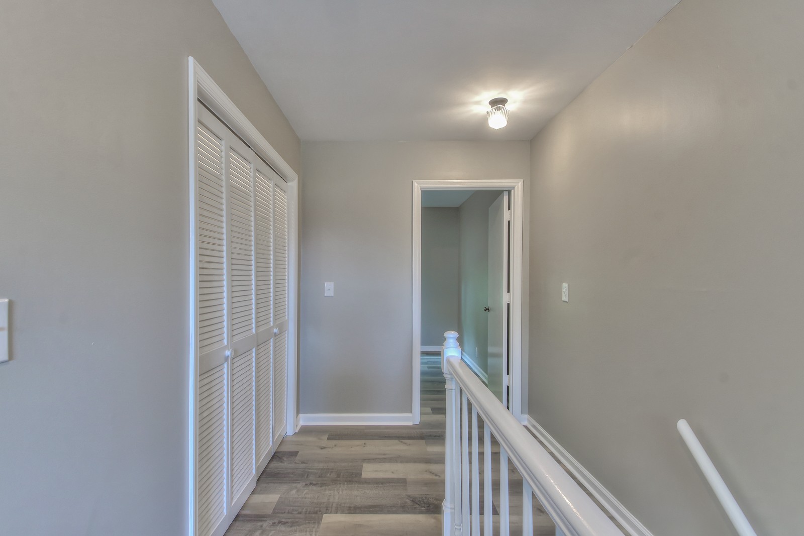 2344 Tally Green Ct Property Photo 18