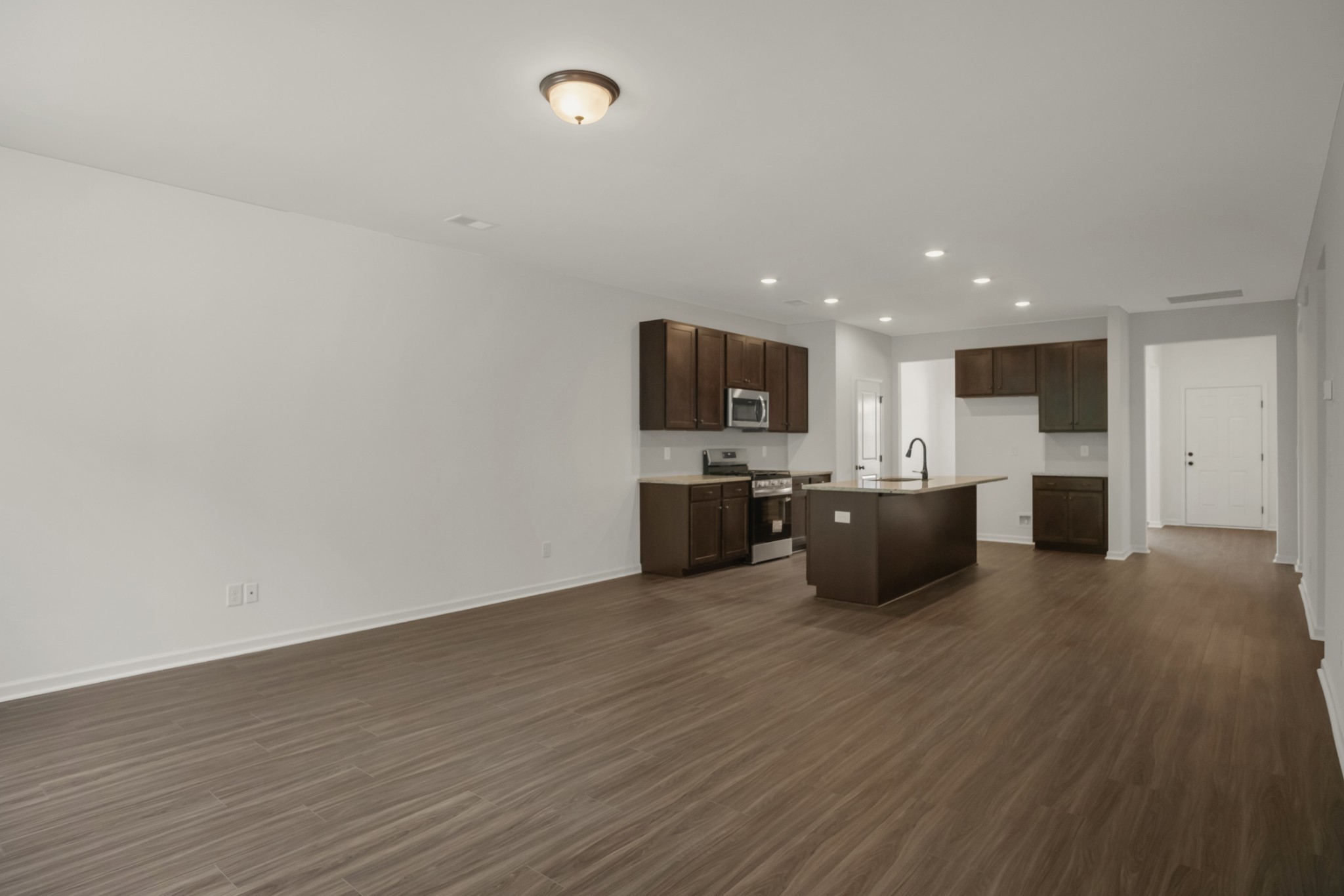775 Chiswick Court Property Photo 11