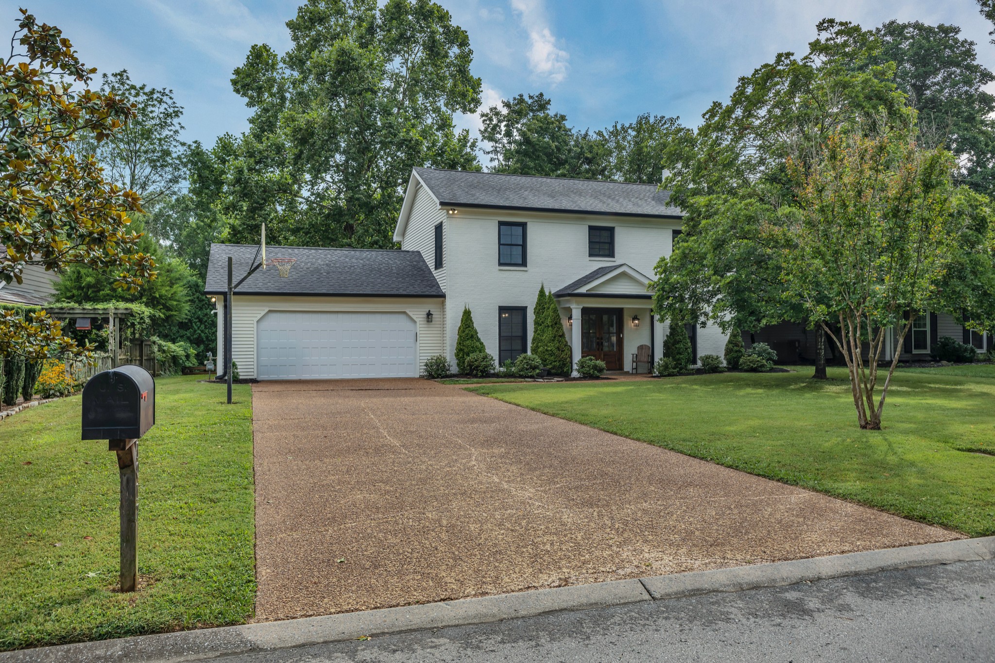 1017 Boxwood Dr Property Photo 2