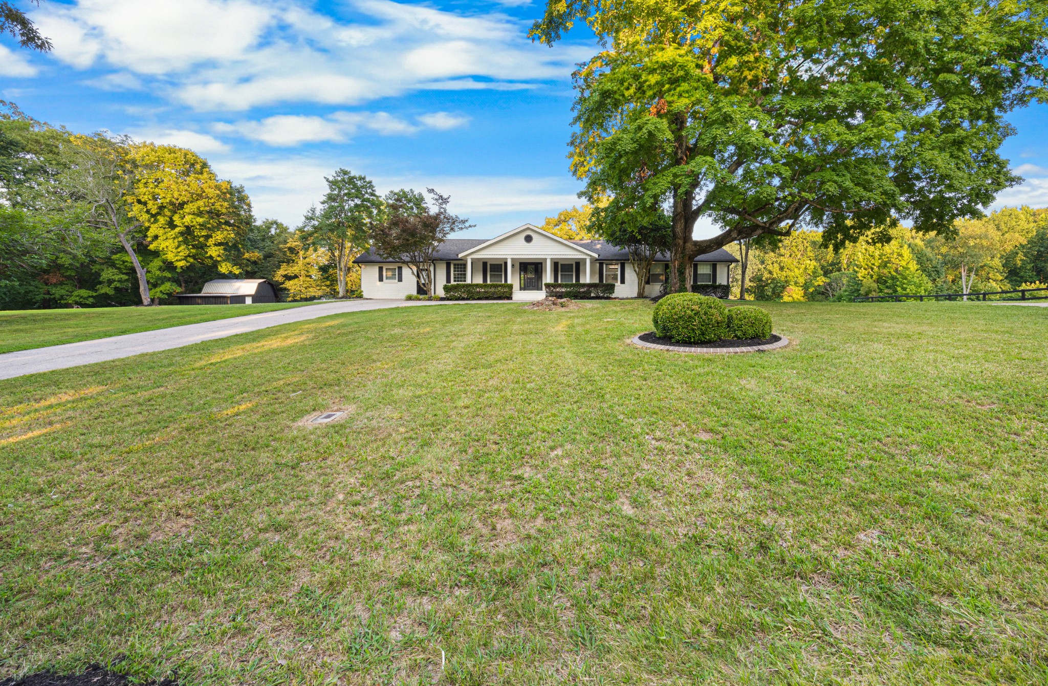 1711 Bend Rd Property Photo 5
