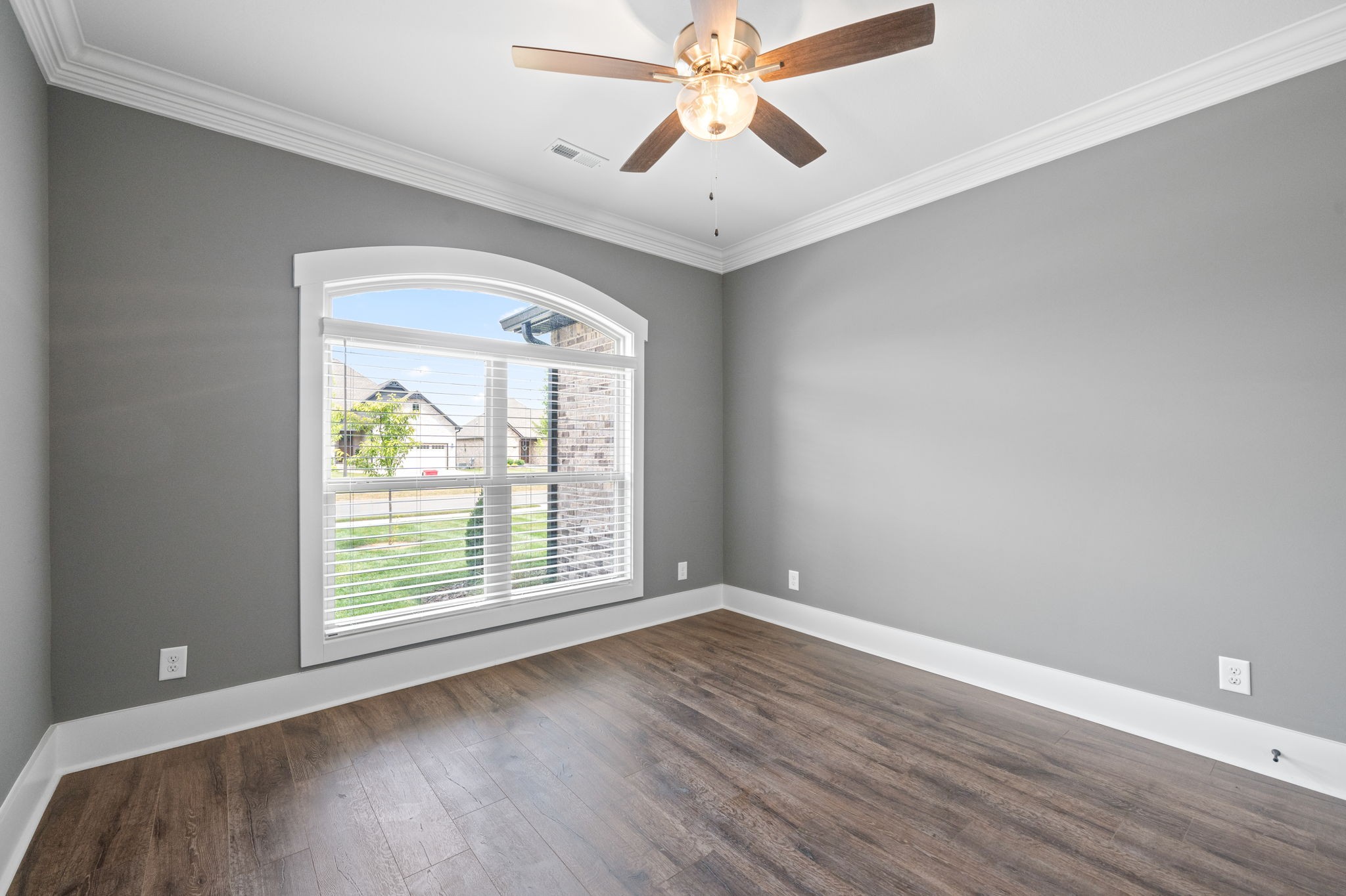 1052 Veridian Drive Property Photo 28