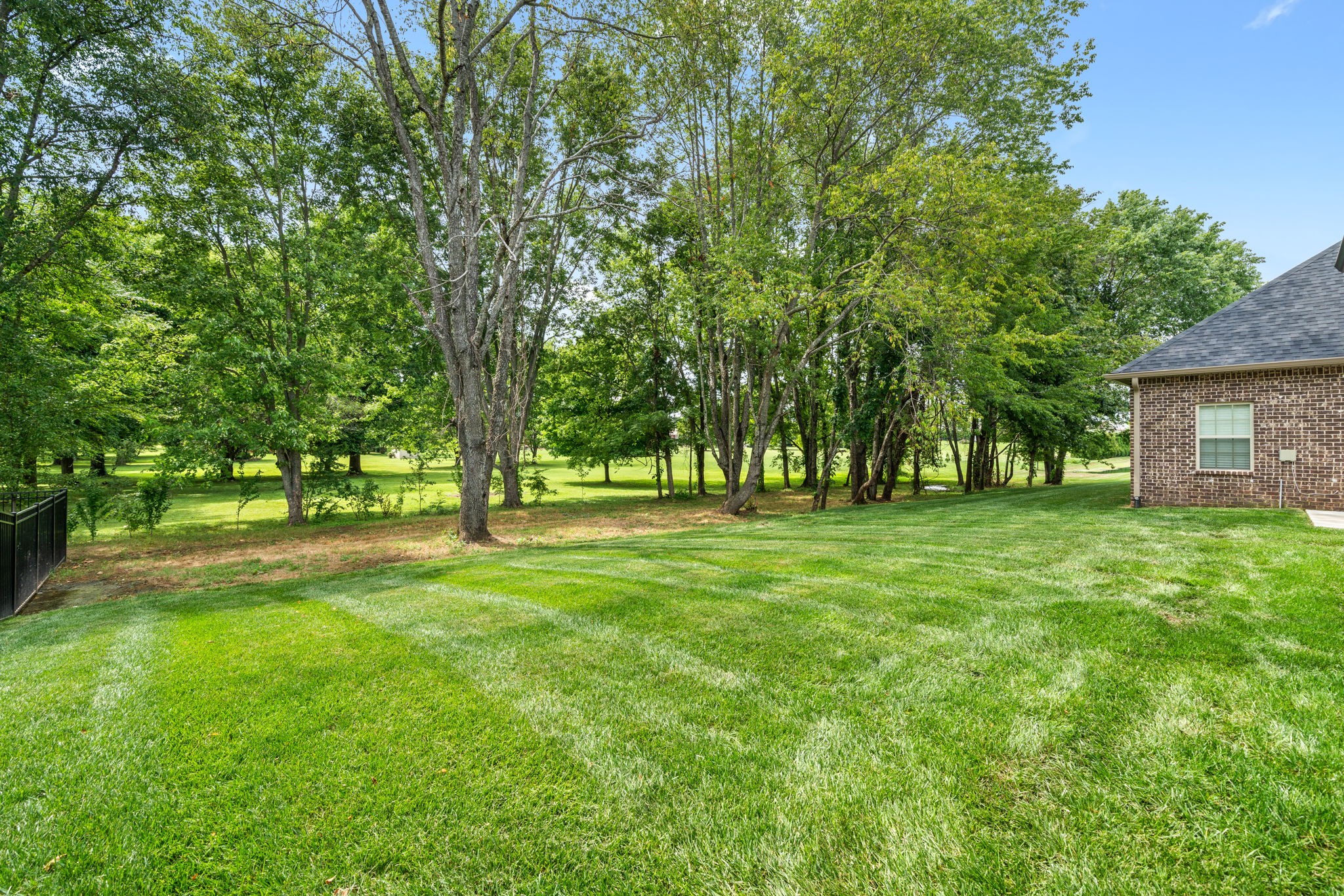 1052 Veridian Drive Property Photo 36