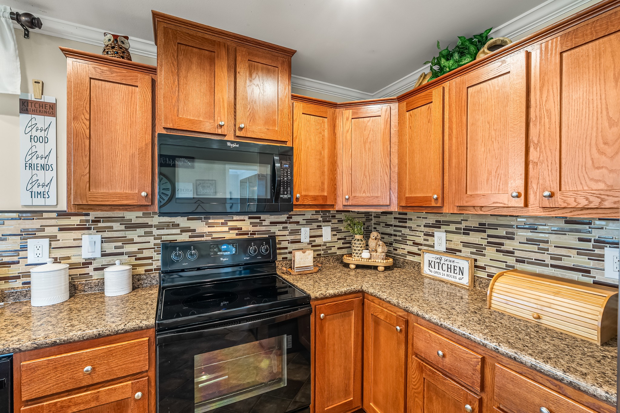 1011 Mccormick Xing Property Photo 12
