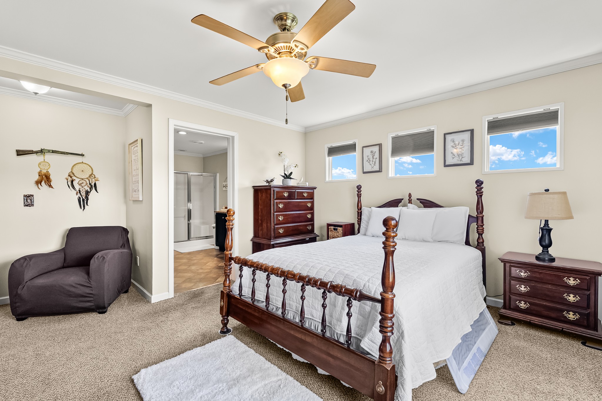 1011 Mccormick Xing Property Photo 21