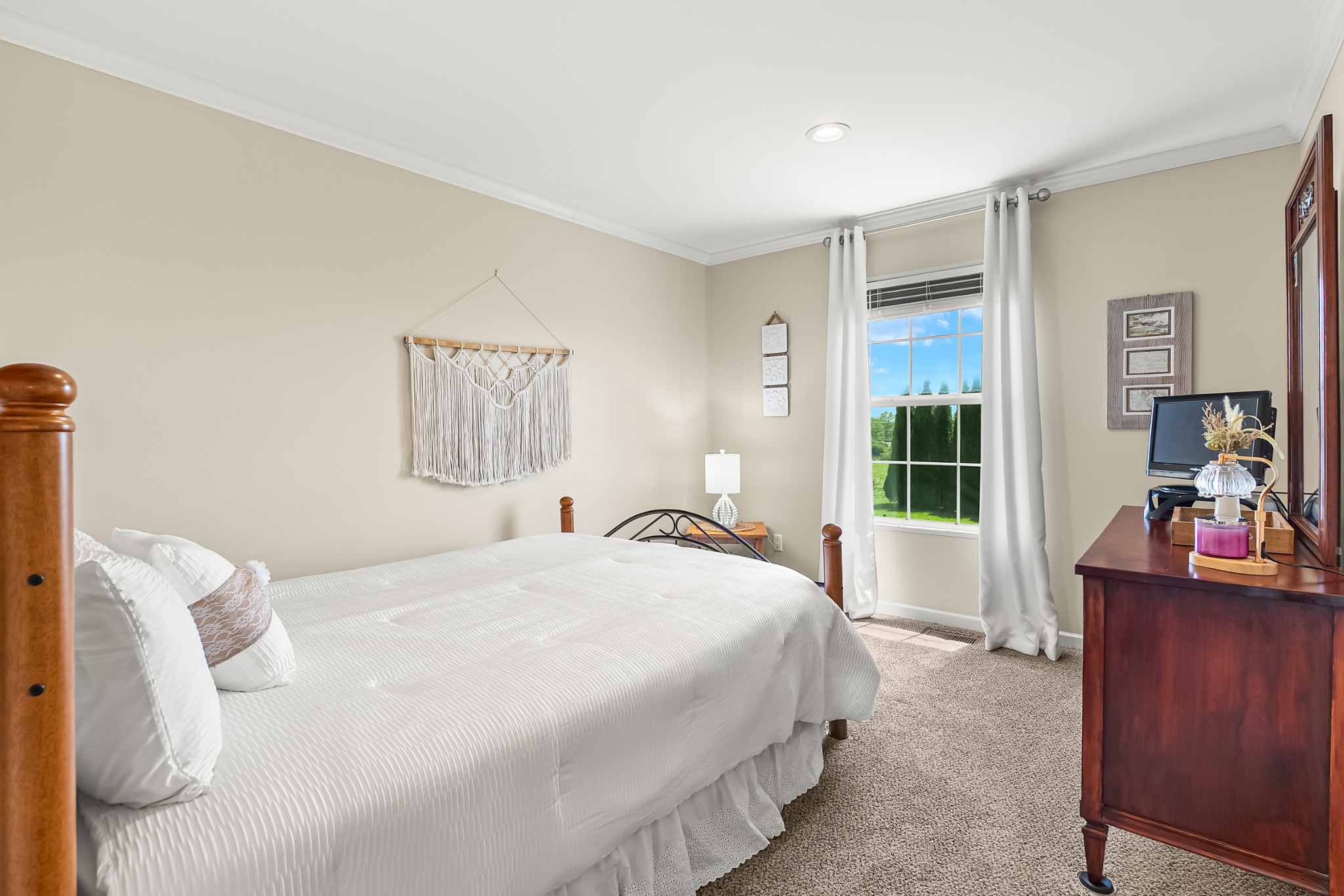 1011 Mccormick Xing Property Photo 26